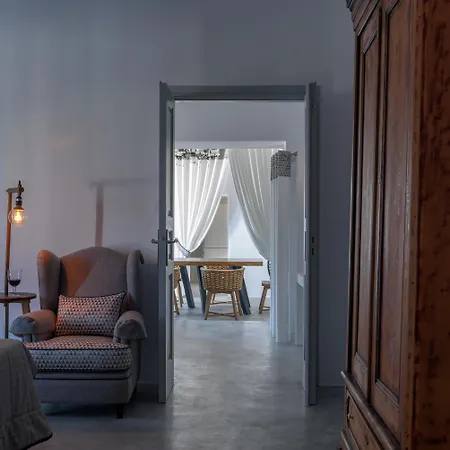 Senses Luxury Apartment