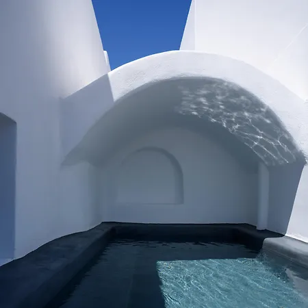 Senses Luxury Apartment